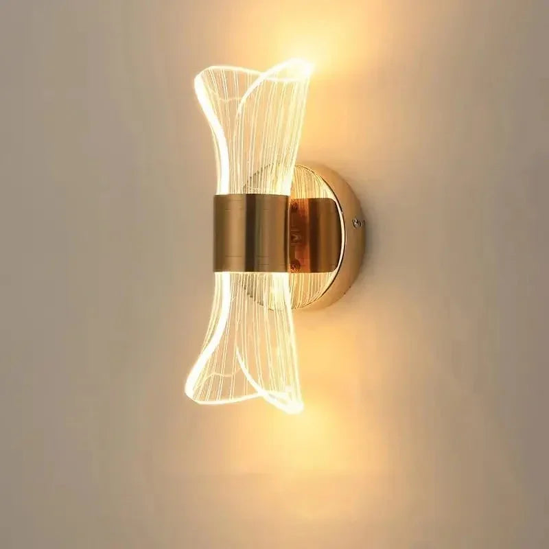 Sieninis LED šviestuvas